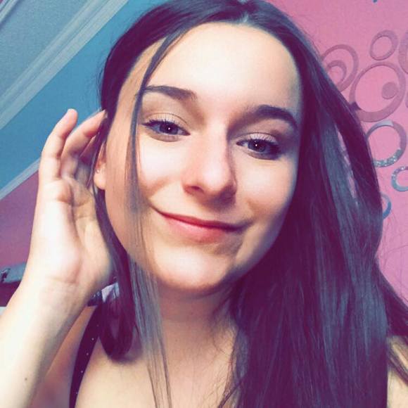 Meet your Posher, Alicia - Picture 1 of 1